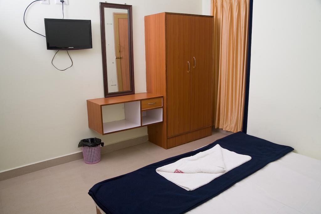 Vihas Inn Τιρουπάτι Δωμάτιο φωτογραφία